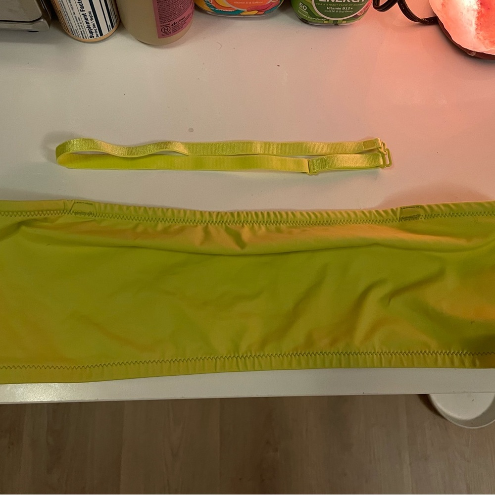 SKIMS Bandeau bikini tops